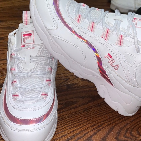 fila shoes white and pink